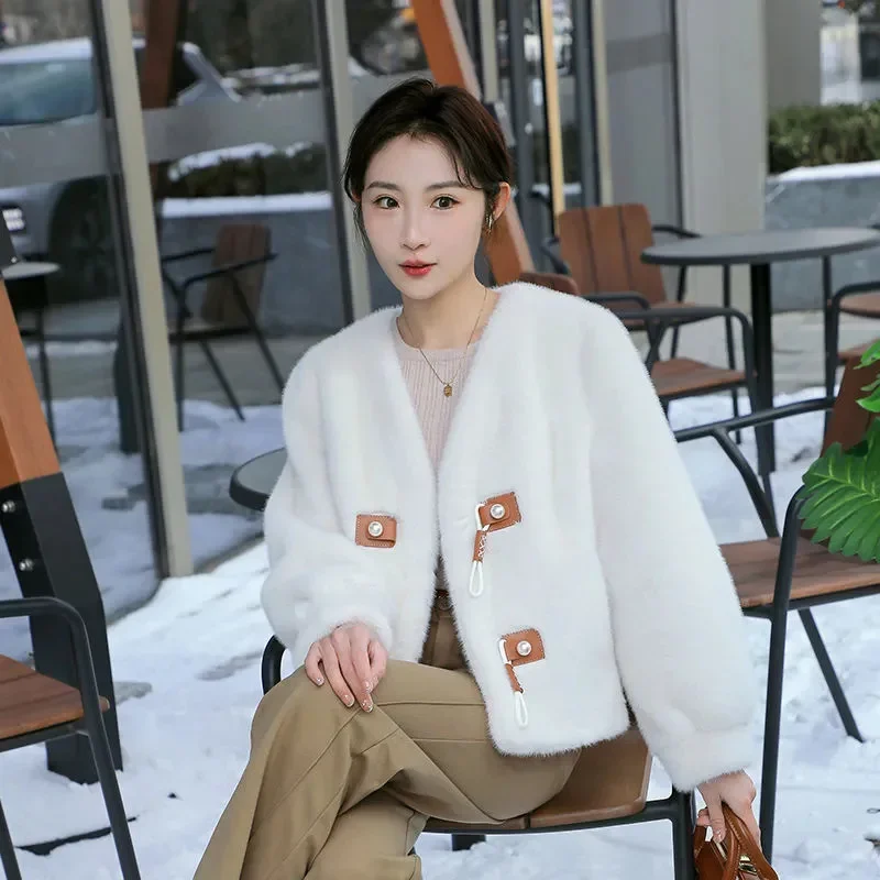 Pop 2024 Spring And Autumn Women Lazy New Eco Friendly Mink Fur Retro Coat Chinese Loose Fit Coat Fashionable Pearl Buckle Cardi