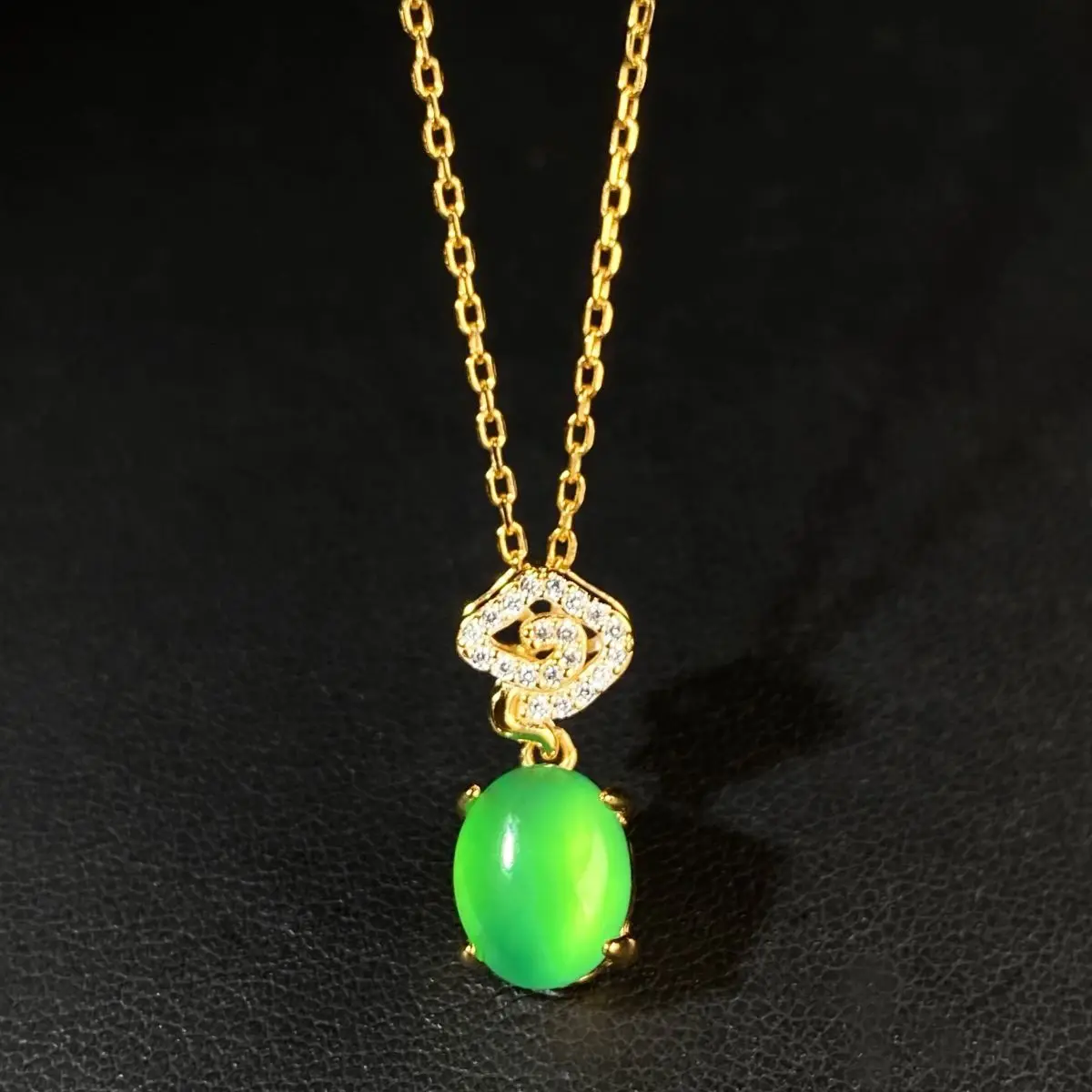 

Ожерелье из стерлингового серебра 925 пробы, женское благоприятное облако, зеленый халцедон, покрытый золотом 18 карат, императорский зеленый агат