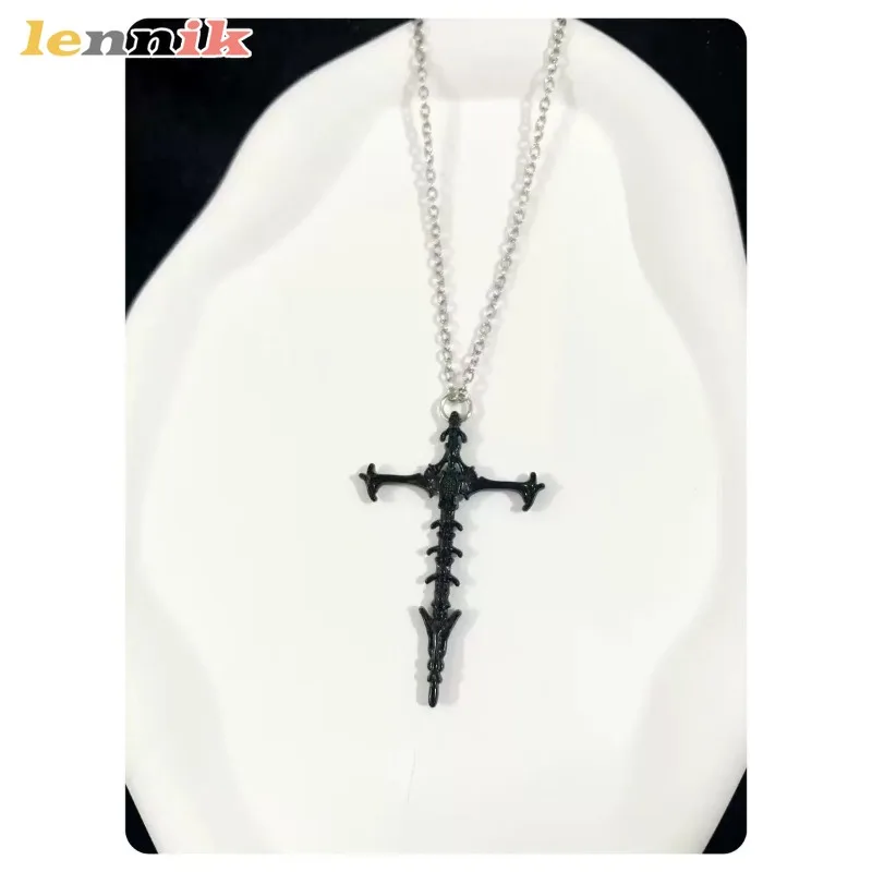 الظلام نمط الهيكل العظمي العظام الصليب قلادة قلادة ، الأمريكية خمر الأزياء المتعثرة العصرية الرجال سلسلة ، المعادن الرجال المجوهرات