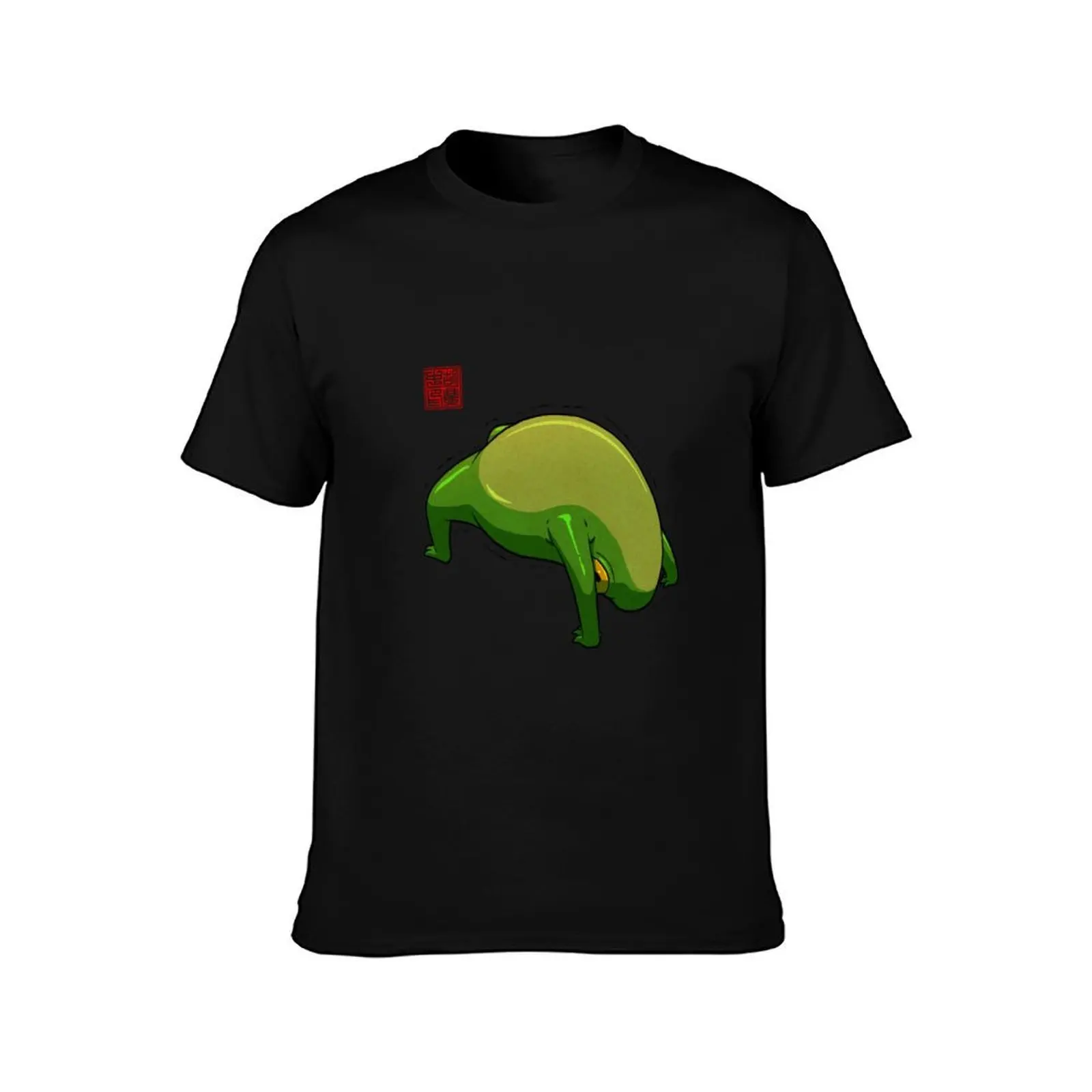 Yoga Frog Wheel Pose T-Shirt Plus Size Comfort Fit Tee T-Shirt