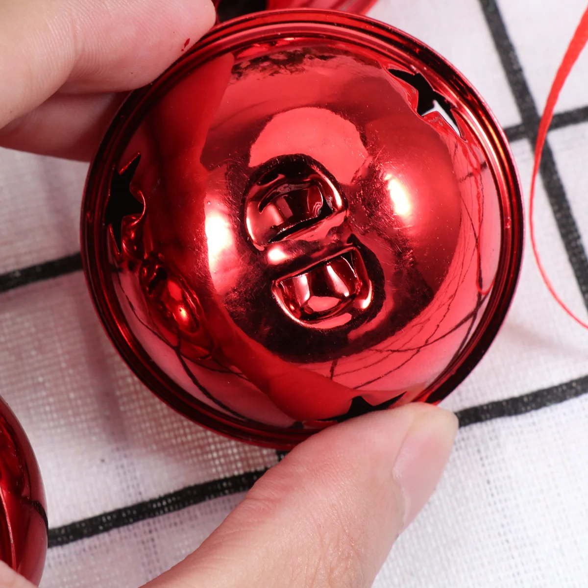 

21Pcs Bell Ribbon Set Premium Handcrafted Christmas Jingle Bells Festive Hollow DIY Accessories for Party Wedding Decoration