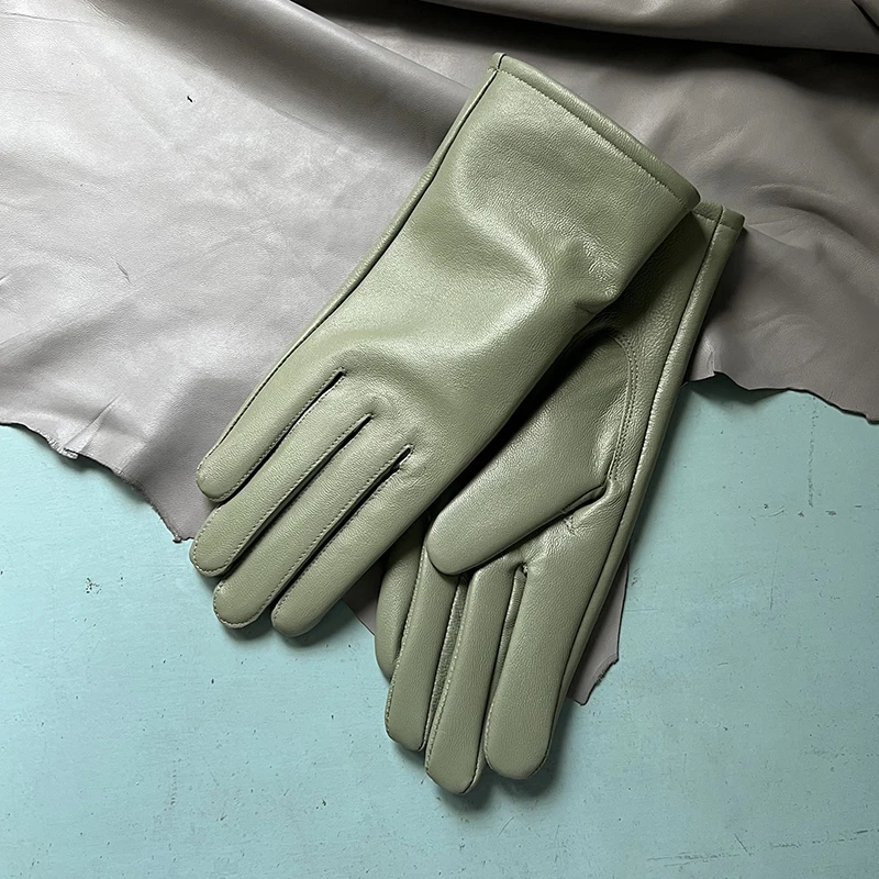 Light Green Leather Cashmere Gloves For Men And Women With The Same Style Of Real Sheepskin Motorcycle Gloves Cashmere Lining