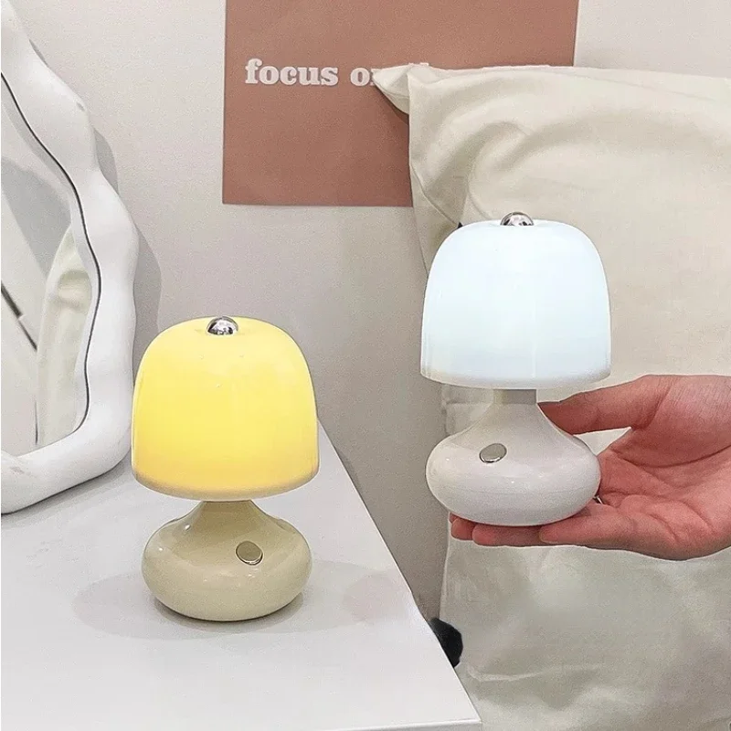 Mini LED Mushroom Night Lights Battery Powered Bedroom Bedside Eye Protection Warm Lamp Portable Home Decoration Desk Lamp