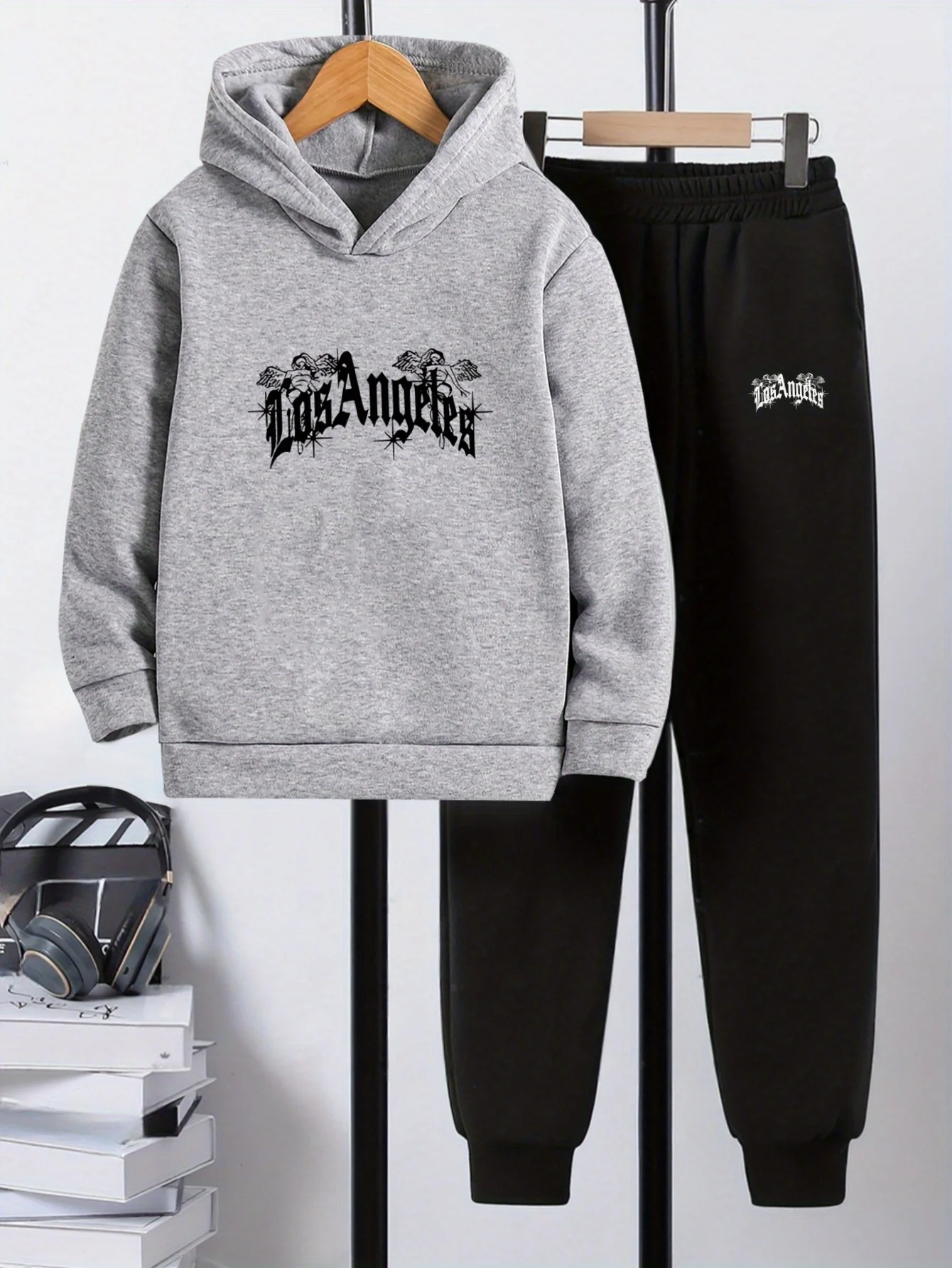 Boys' Hoodie Set with Los Angeles Design - Loose Fit with Wing And LA Letter Print, Machine Washable for Autumn And Winter, Perf