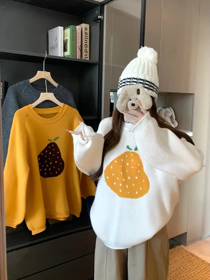 

Женский трикотажный джемпер больших размеров с фруктовым узором, мягкий, уютный, с круглым вырезом, свободного кроя, осенне-зимний, универсальный, стройнящий топ