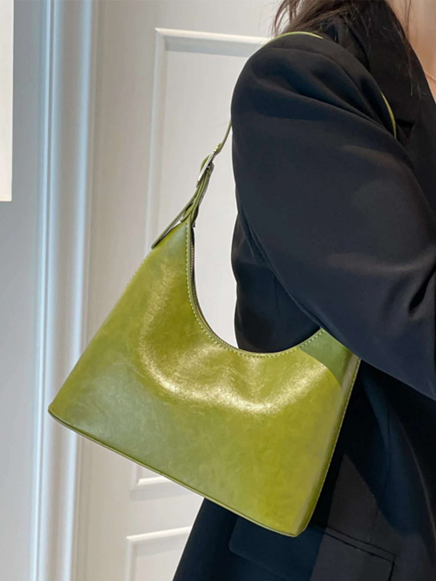 

Solid Vintage Women's Handbags Autumn New Korean Style PU Leather High End One Shoulder Bags Fashion Zipper Commute Underarm Bag