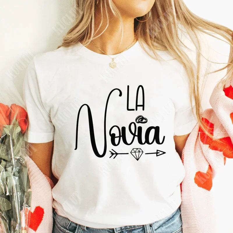 스페인어 소녀 독신 암탉 파티 Tshirt 팀 신부 분대 탑 여성 싱글 작별 티셔츠 신부 샤워 웨딩 파티 티셔츠