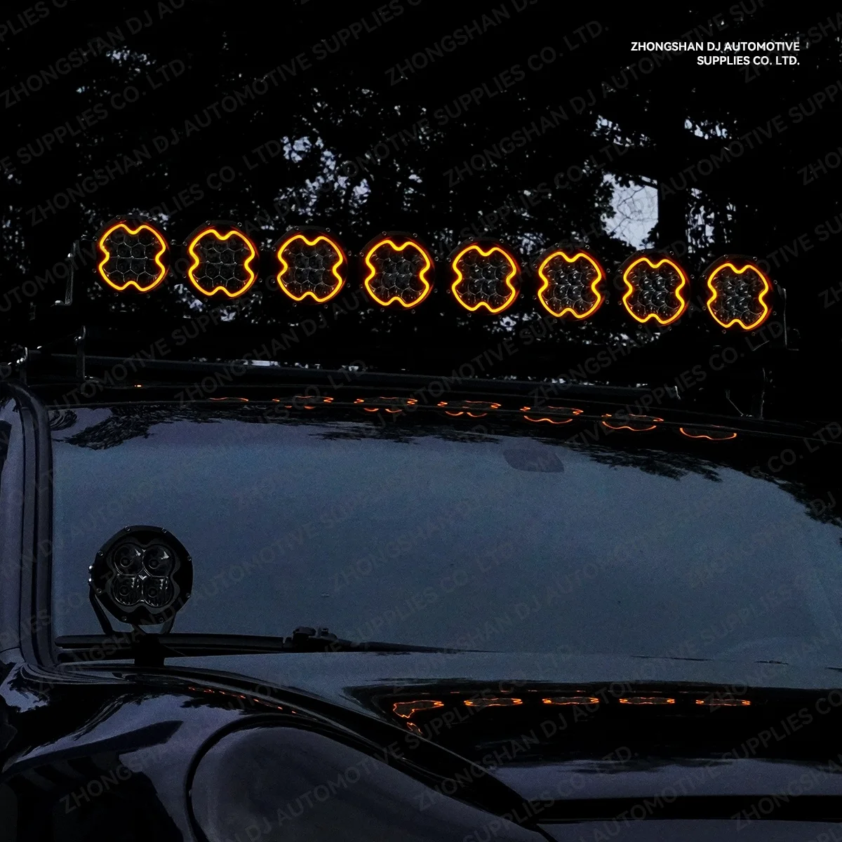 

Cc Auto Ultra-Bright High-PowerWaterproof X3 LED Light Bar 10/20/30/40/50-inch ModularLED Roof Rack Off-Road UTV Specification