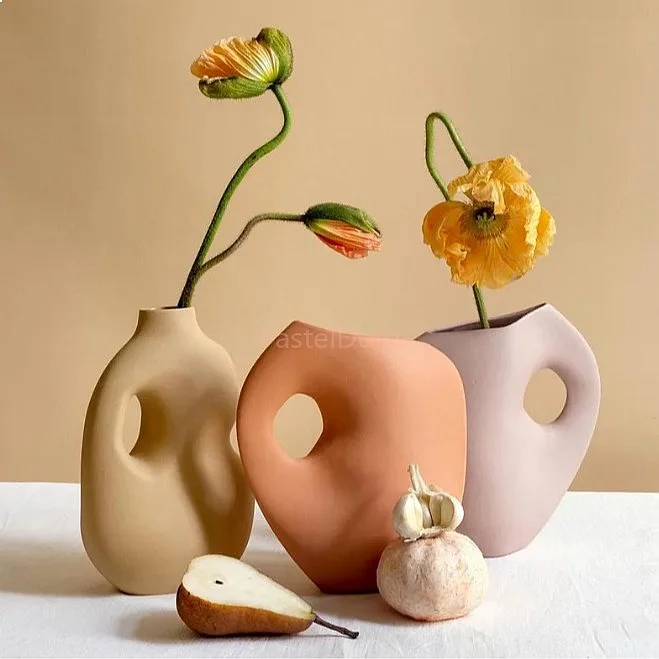 Creative Mid-Century Ceramic Vase Dried Flower Arrangement Modern Decor Wabi-Sabi Irregular Ornament