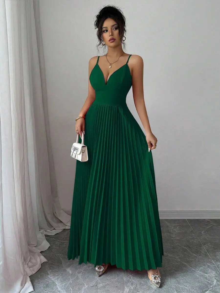

Elegant Green V-Neck Spaghetti Strap Pleated Floor-Length Prom Dress