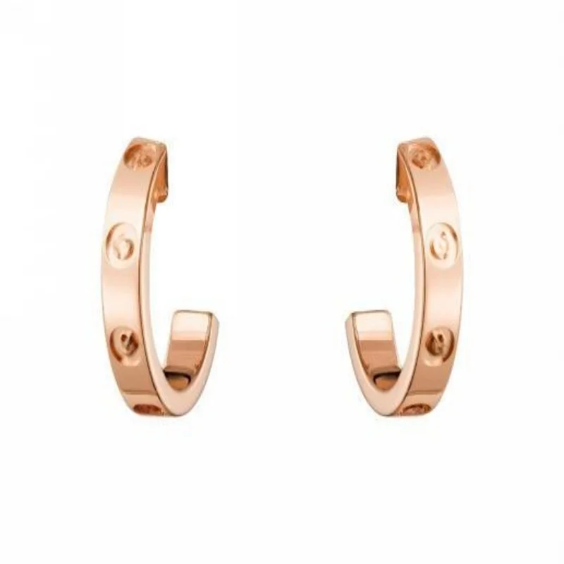 

Vintage-Style Gold Layered Oval Button Earrings
