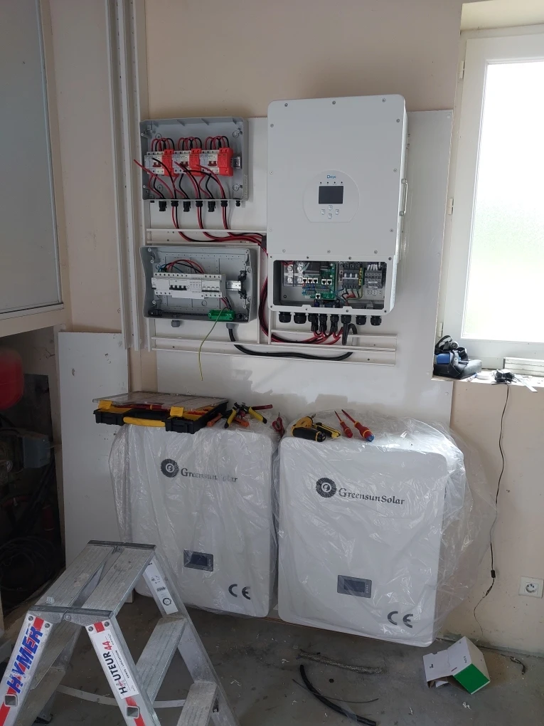 Complete Home Solar Storage System Greensun Solar Panel+Deye 16KW Hybrid Inverter+32kWh Wall Mounted Lithium Battery