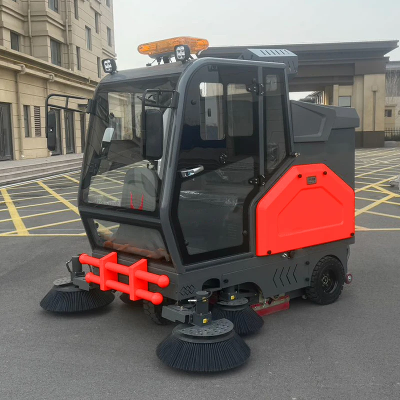 

China Manufacture Large Industrial Ride On Floor Sweeper Machine 5 Rolling Brush Tile Floor Sweeper