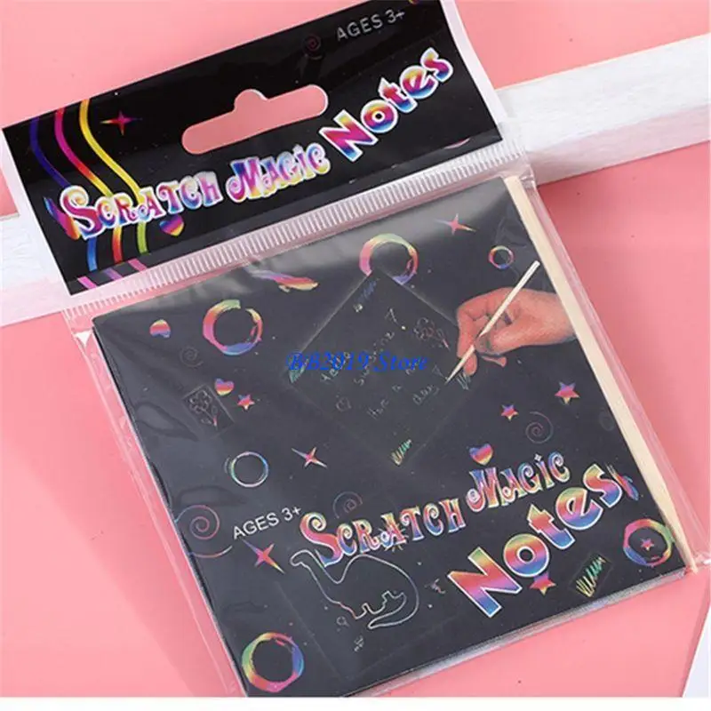 

Q0KB Children Doodle Toy Scratch Papers Rainbow Drawing Paper Kids Party Favor Set