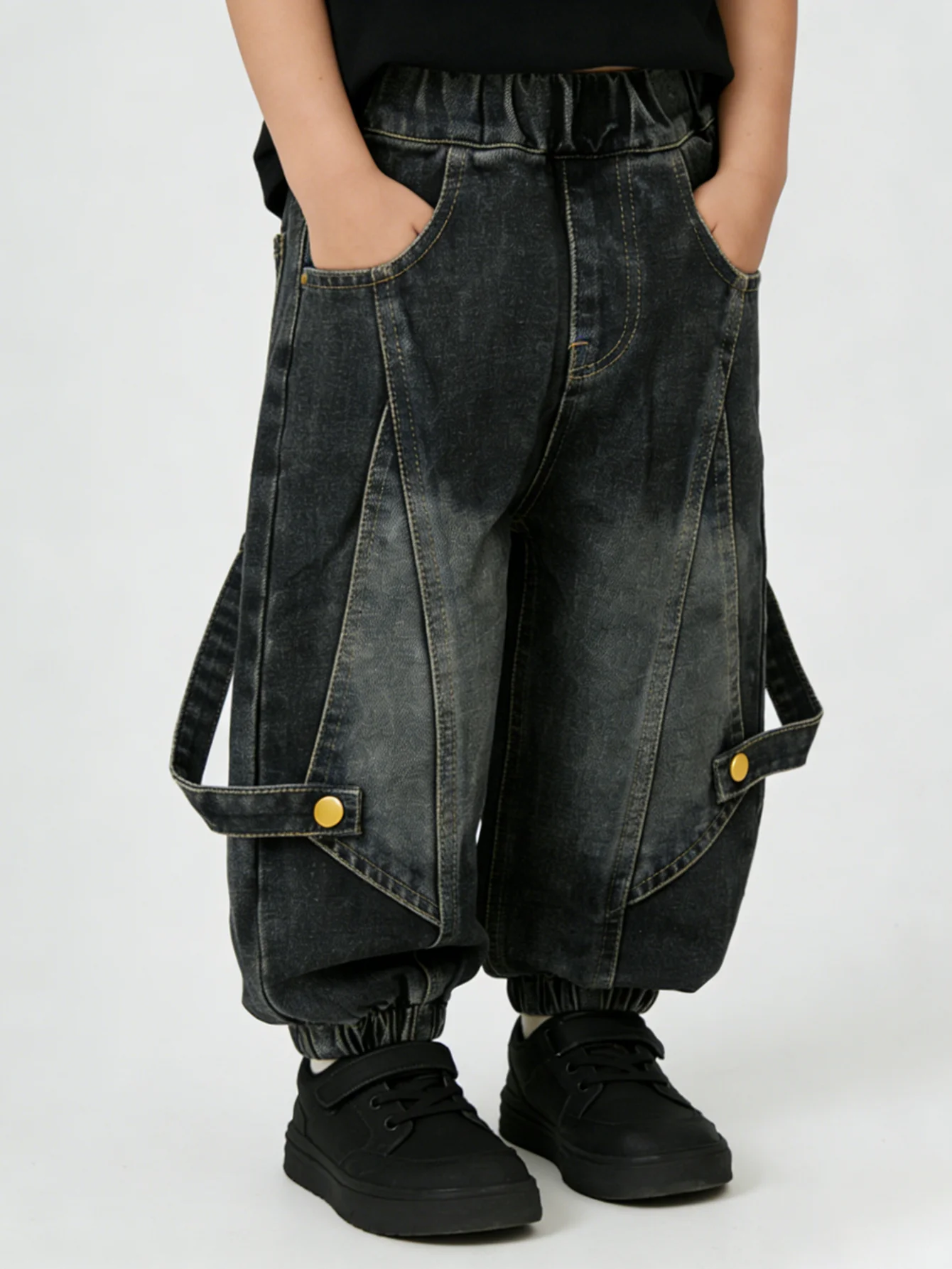 

Boys Dark Wash Vintage Denim Joggers Kids Strap Detail Baggy Pants Children Elastic Waist Cargo Trousers 2026 New