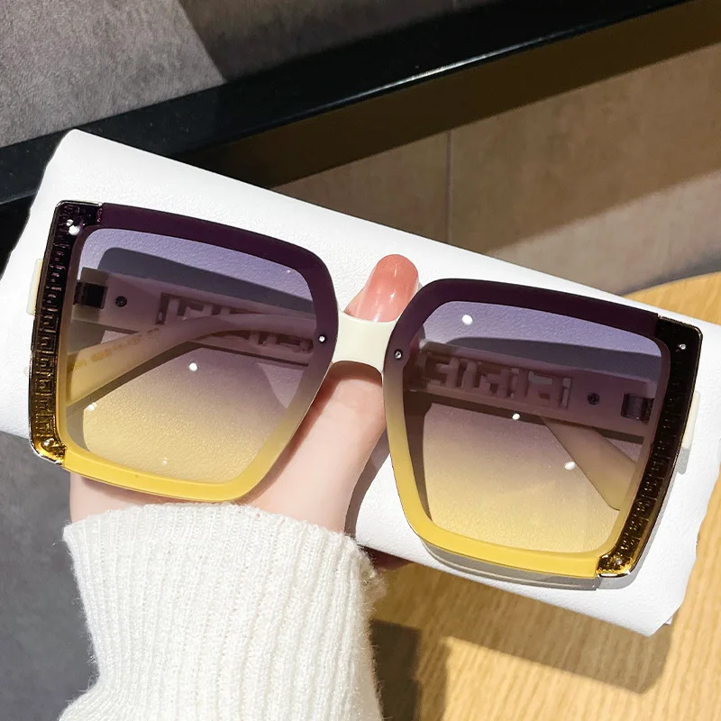 

2024 Luxury Brand Sunglasses For Men And Women Classic Square Fashion Unisex Glasses Glamour Designer Eyewear Shades UV400