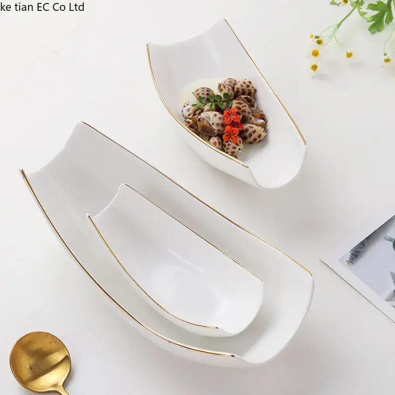 European Golden edged ceramic Shaped bowl Western food serving plate Fruit salad bowl dessert bowl hotel restaurant tableware