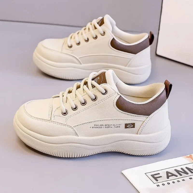 Fashion Vulcanized Women's Shoes 2026 Spring New Style Leather Surface Comfortable Breathable Running Sports Single Sneakers