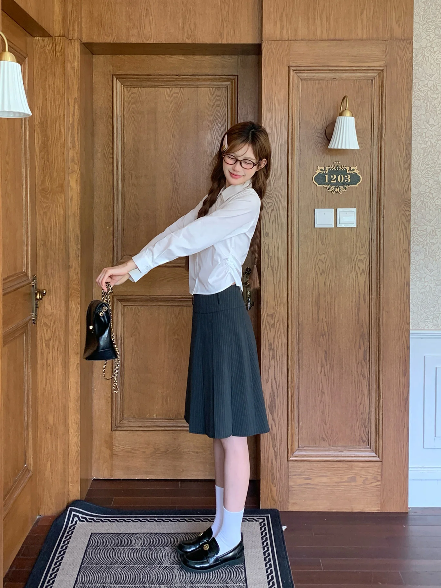

Tokyo Seasonal JK Grey Midi Skirt Women's Small College Style Slimming Stripe Pleated Knee-Length Skirt Casual Non-Stretch Po...