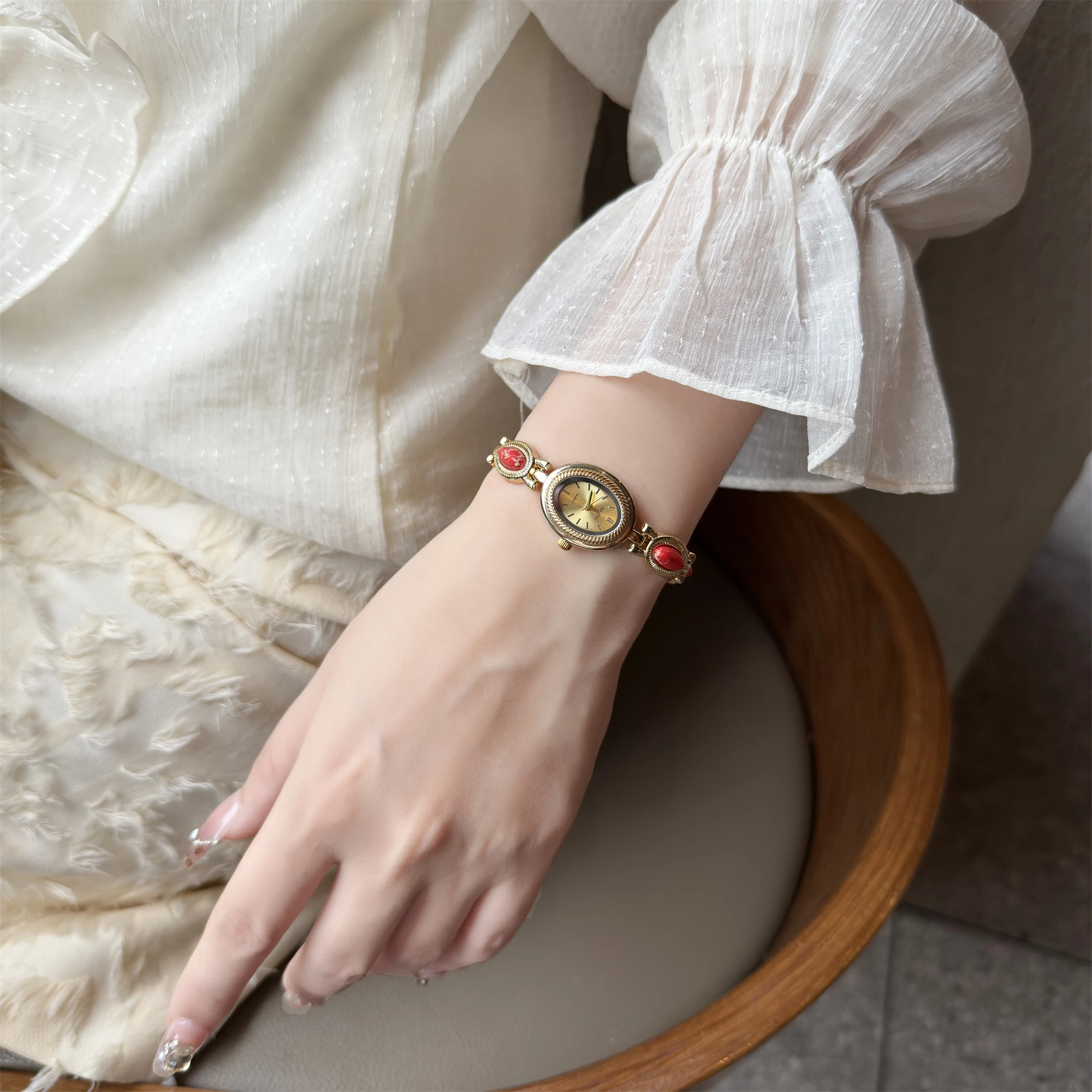 Винтажные роскошные элегантные женские наручные часы, браслет, стильный дизайн, овальный циферблат, женские кварцевые часы часы женские наручные