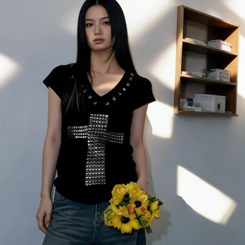 American Summer Street Spicy Girl V-neck Cross Square Rivet Short Sleeve T-shirt Slim Fit Positive Shoulder Top Women's Clothing