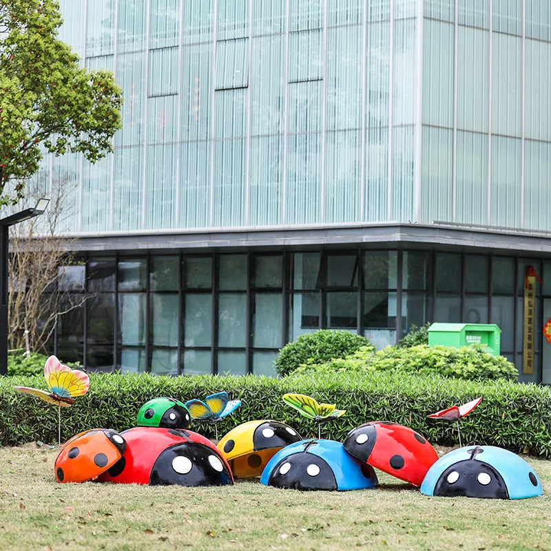 Outdoor large park manhole cover ornament, cartoon seven-star ladybug beetle square fiberglass sculpture lawn ornament