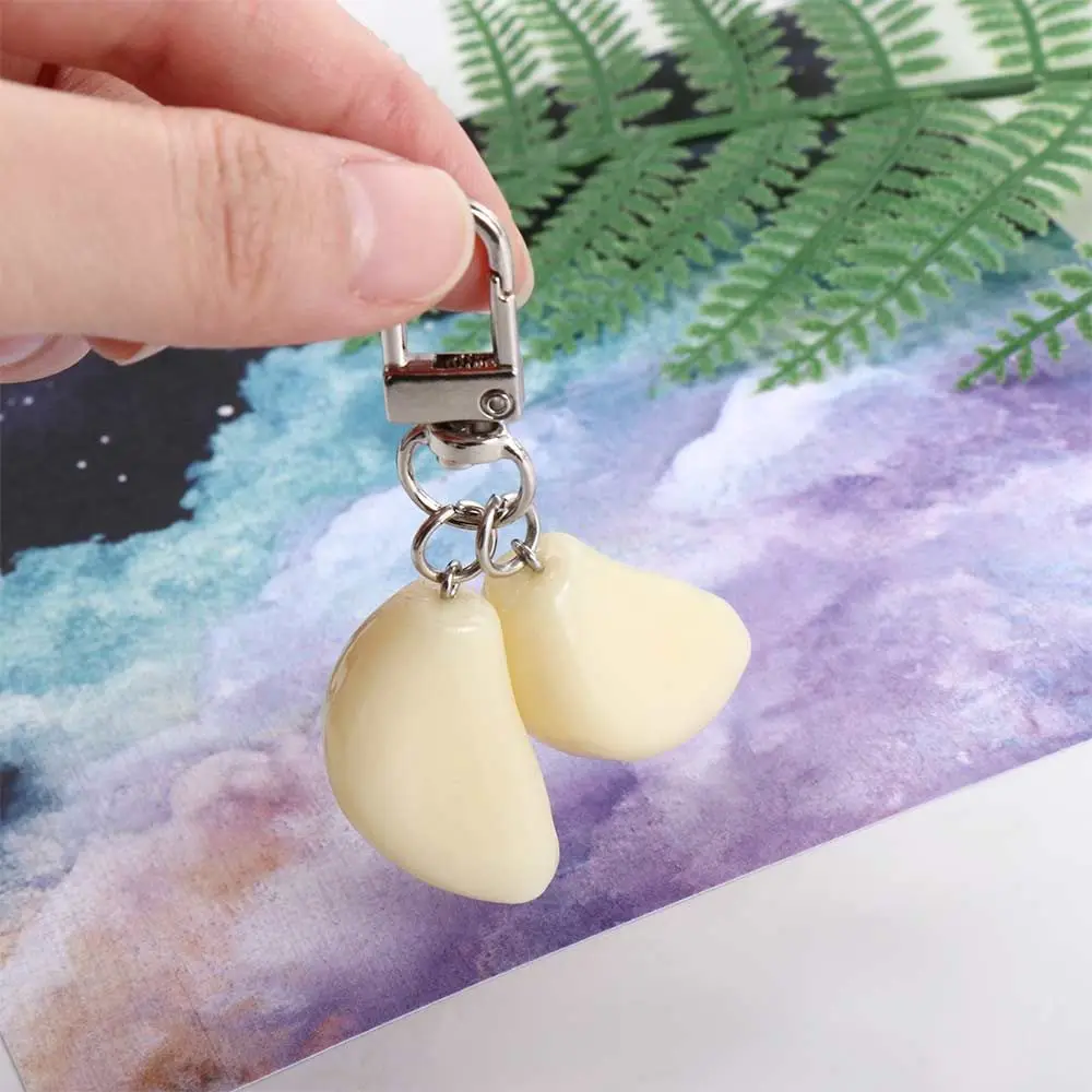 Funny Creative Car Keychains Student Vegetable Jewelry Garlic Keyring Garlic Pendant Food Keychain Garlic Keychain
