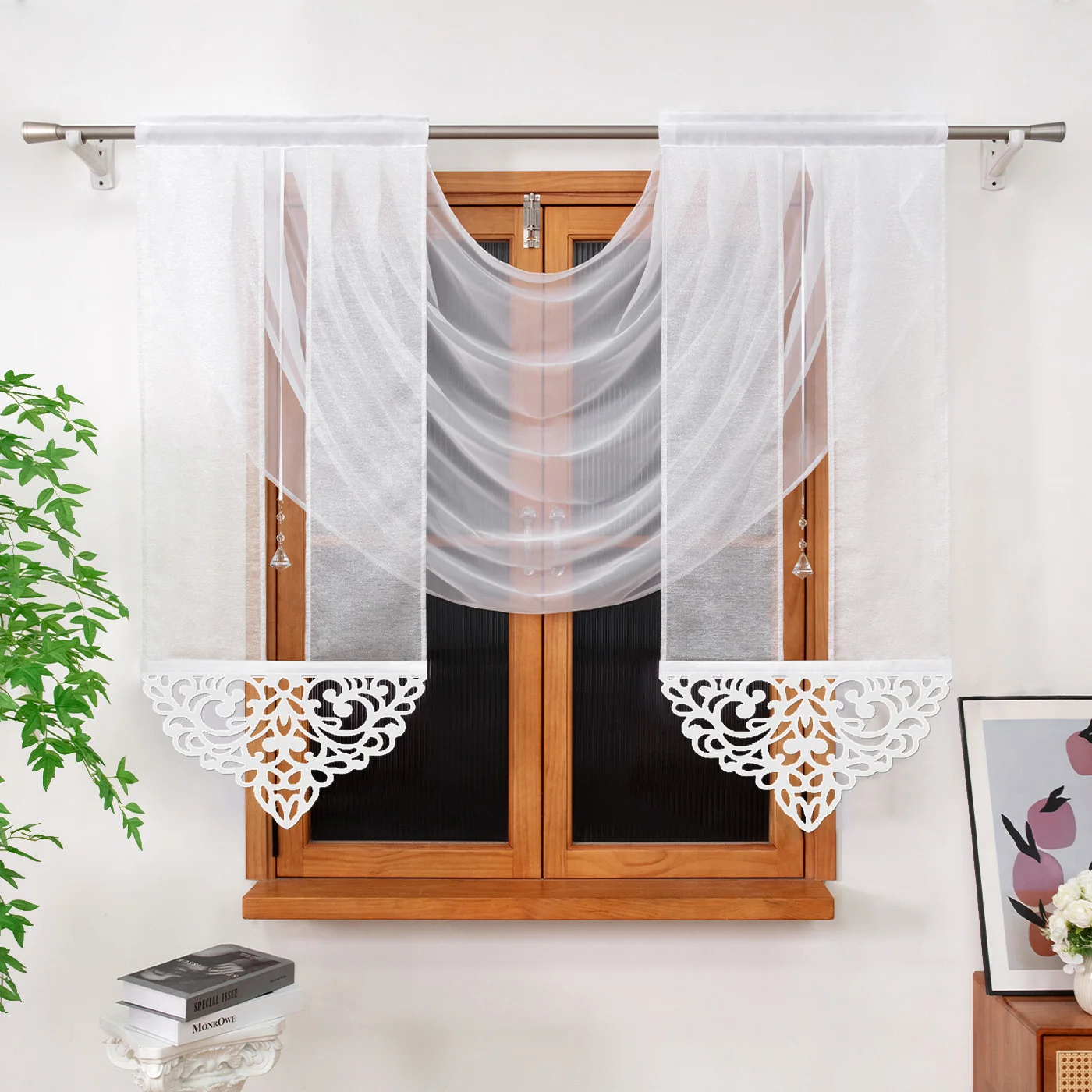 

1PC European retro decorative hollow panel filter curtain with crystal pendant suitable for living rooms, weddings, and holidays