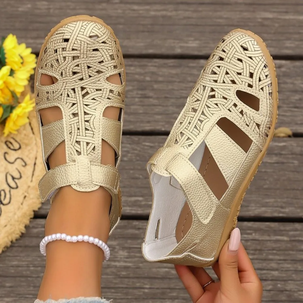 Damen-Sandalen, neue Sommer-Oxford-Sohlen, ausgehöhlte flache Schuhe, handgefertigte Damenschuhe aus Leder, weibliche Strandsandalen