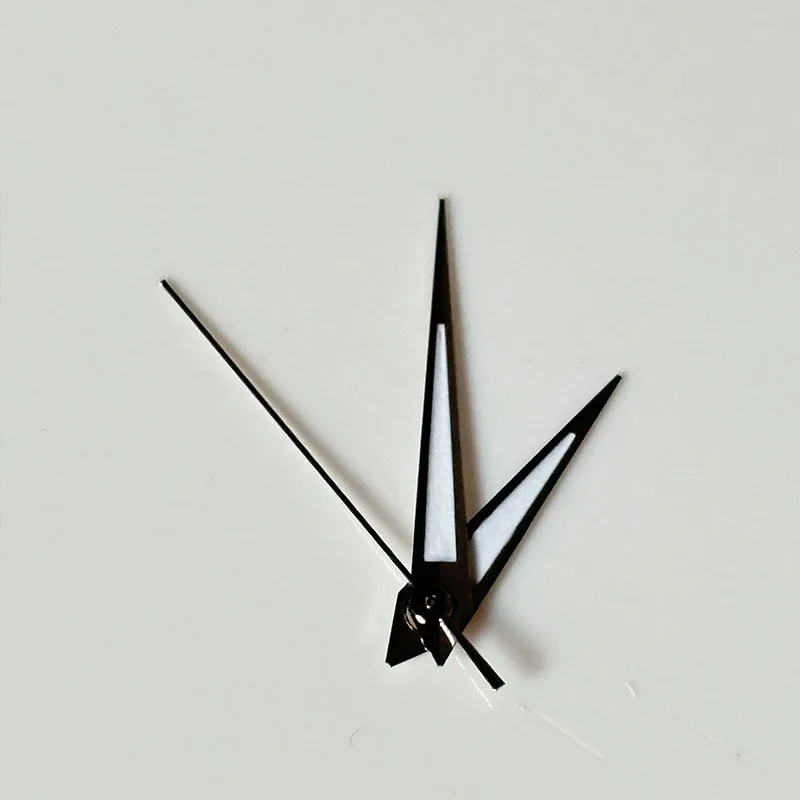252525parts with luminous three-hand NH35 NH36 movement hours, minutes, seconds, hands