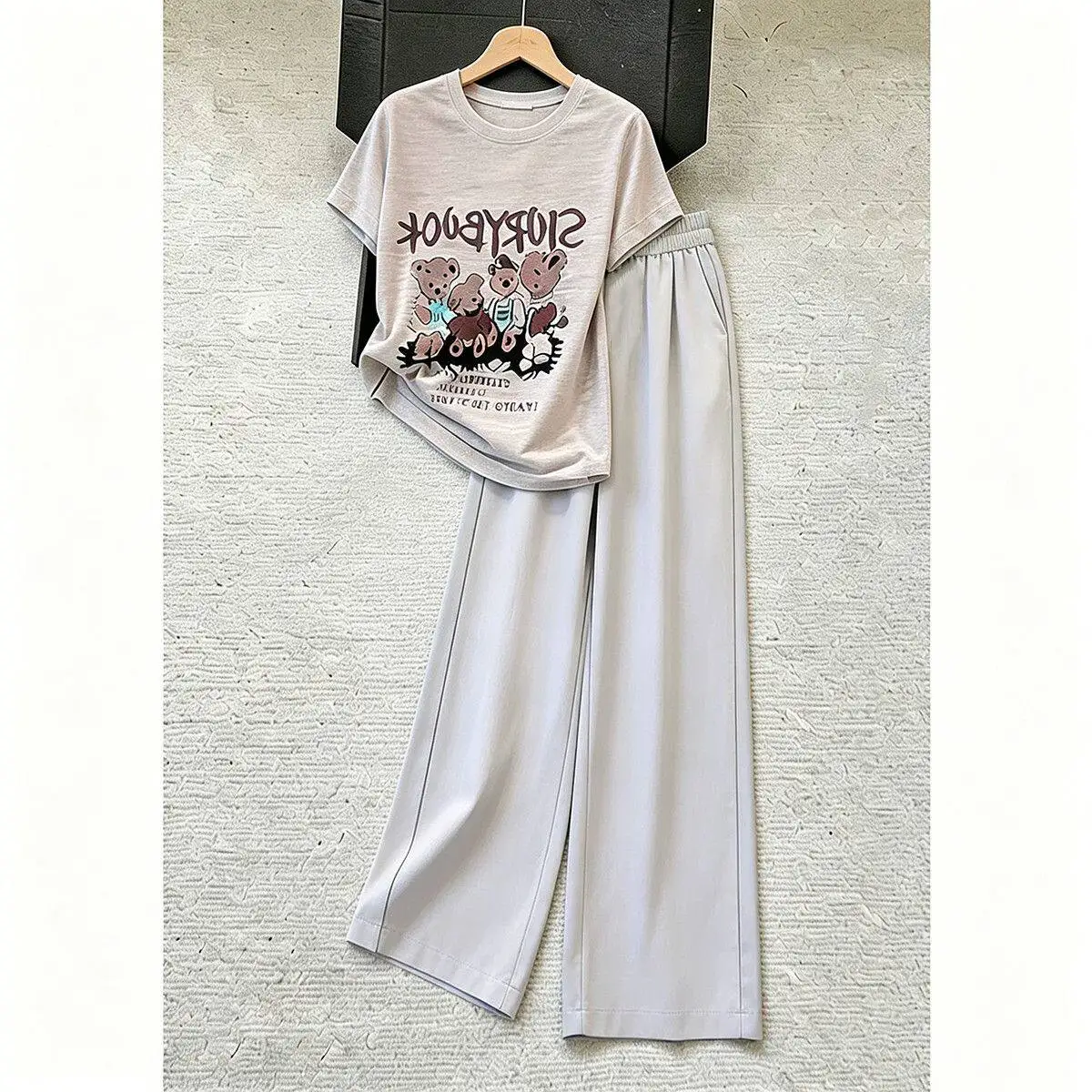 

Casual Sportswear Set Women's Fashionable Printed Short Sleeve Cotton Linen Wide Leg Pants Two Piece Suit Summer Collection