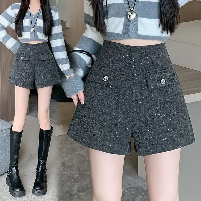 Korean black sequined woolen shorts women's autumn and winter new small tall waist slim wide-leg pants casual boots pants.