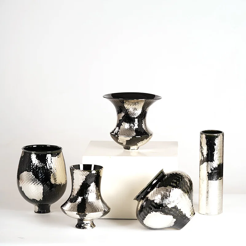 Modern New Chinese Style Handmade Carved Silver Foil Ceramic Vase Ornament Black White Glaze Living Room Entryway Decor Craft