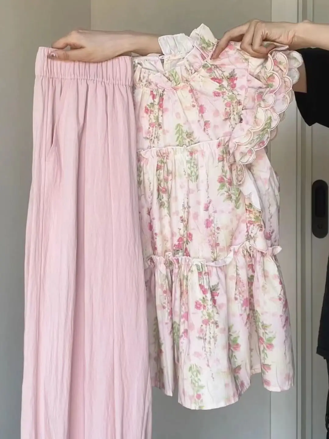 

Summer Sweet Style High-end Designed Niche Flower Flying Sleeve Shirt Top+ High Waist Casual Pants 2 Piece Sets Womens Outfits