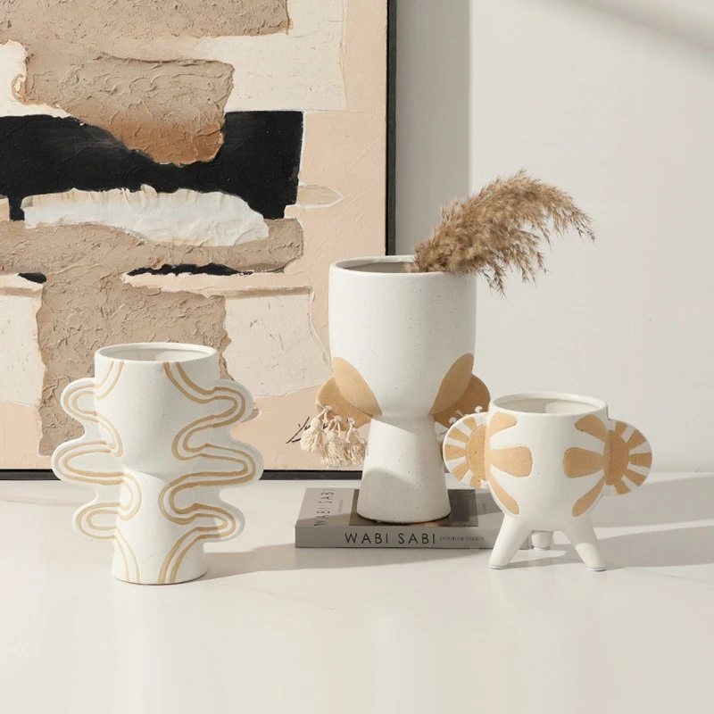 Modern wabi-sabi wind hand-painted tribal civilization ceramic vase model house living room entrance, ornament