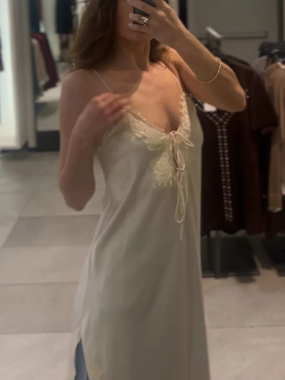 Abito senza schienale con scollo a V in pizzo marrone sexy chic per le donne Party Evening Clubwear Y2K Style Summer Autumn Fashion 2025