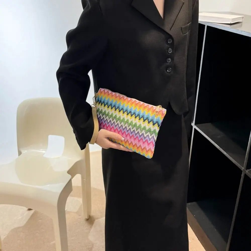 Rainbow Woven Hand Bag Straw Ladies Coin Purse Bag Female Clutch Bag Casual Ladies Beach Wrist Bag