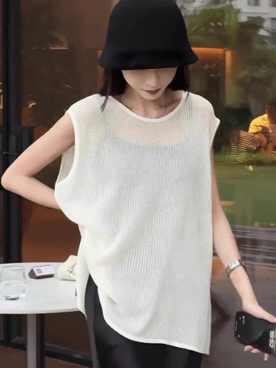 

Spring 2026 Lightweight Knitted round Ne Svel T-irt Women's Loose Ba Split Vest Comfortable Breathable Color