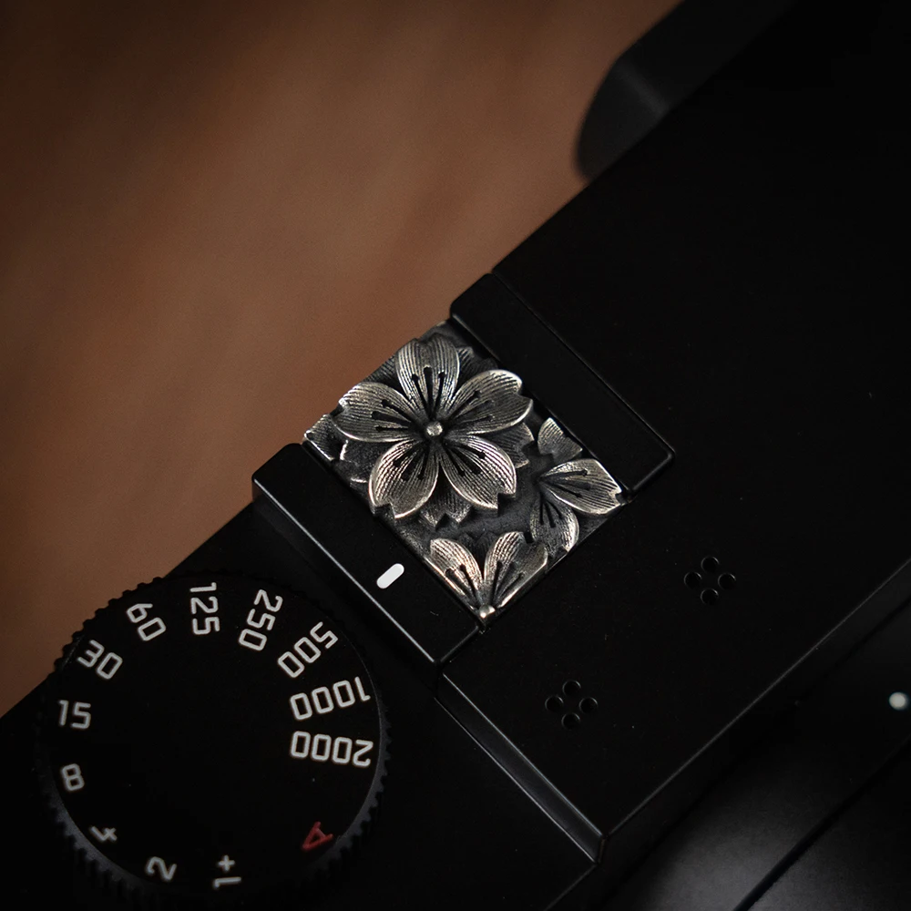 Handmade Metal Camera Hot Shoe Cover Shutter Button Vintage Sakura for Fuji XT5 XT50 XT30II XE5 Leica Q3 M11 Nikon Accessories view 3