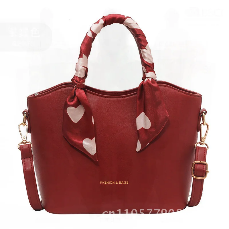 กระเป๋าถือทรงถัง PU สีแดง แฟชั - Luxury Bags Medium Size บทวิจารณ์และราคา