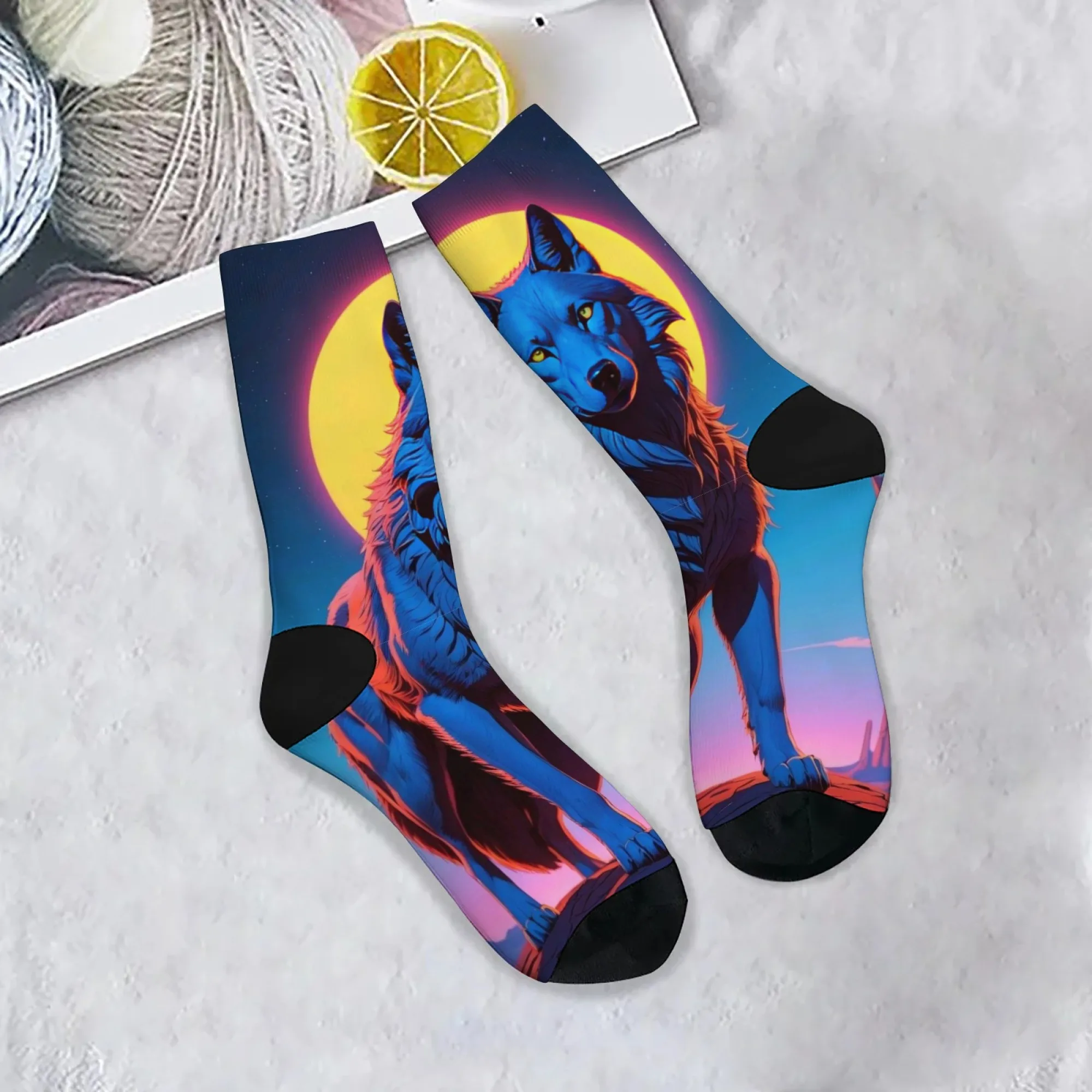 Neuartige lebendige blaue Wolf-Druck-Herrensocken, Harajuku, Retro-Farbverlauf, Sonnenuntergang, Crew-Socken, bequem, atmungsaktiv, rutschfeste Socken, Geschenk