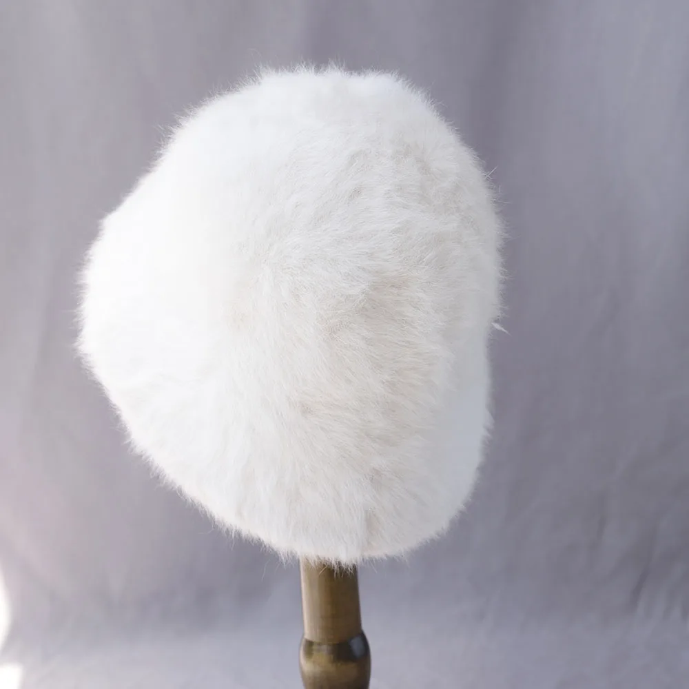 หมวกไหมพรมทรงบักเก็ตแฟชั่น Y2K สีพื้น แต่งตัวอักษรและขนกระต่าย สำหรับผู้หญิง ฤดูหนาว ปี 2025