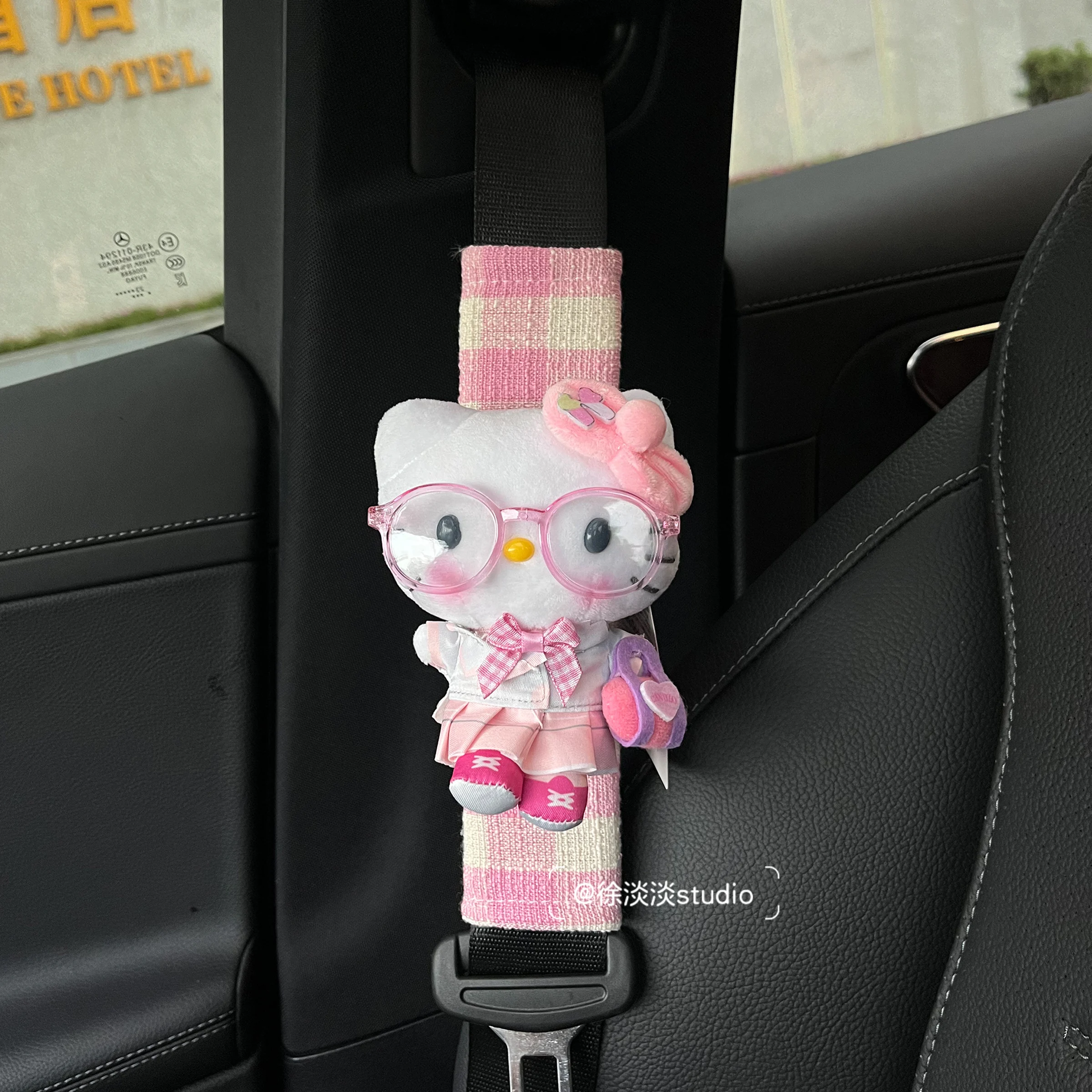 

Car Seat Belt Cover Universal Auto Seat Belt Covers Warm Plush Shoulder Cushion Protector Safety Belts Shoulder Protection