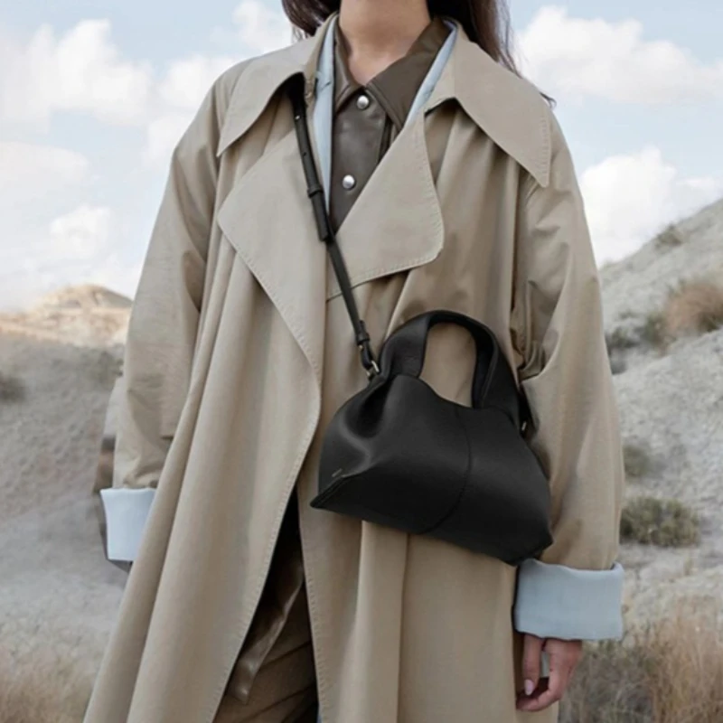 

Новая женская сумка-мессенджер из ПУ-материала 2026 года: французская сумка-облако, нишевая сумка-пельмень, ретро-стиль, высококачественная, портативная