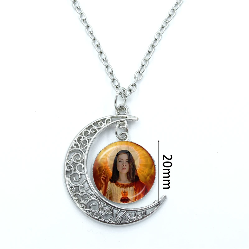 Mitski Jesus Moon Necklace Pendant Boy Charm Chain Girls Men Glass Dome Fashion Crescent Lovers Accessories Party Lady Jewelry