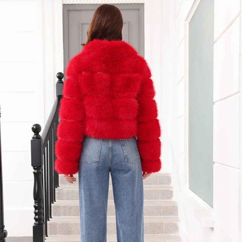 เสื้อโค้ทขนเฟอร์เทียมแบบใหม่สำหรับผู้หญิง เสื้อผ้าฤดูหนาว หนา อุ่น แขนยาว สไตล์สั้น อเนกประสงค์ ดีไซน์ต่อผ้าขนสัตว์เทียม ซิป