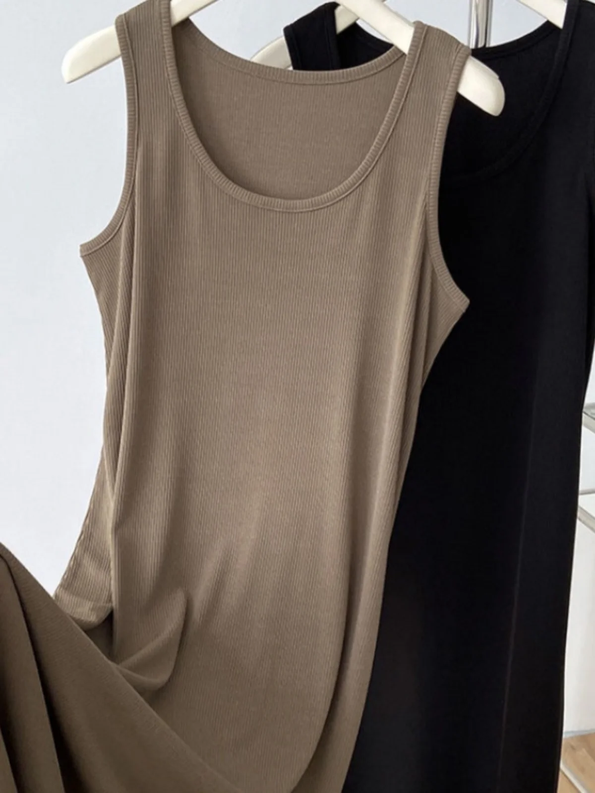 

Large Size Summer Thin Hanging Women's Vest Skirt Sleeveless Base Dress Korean Style Commute round Neck Mid-Length Skirt