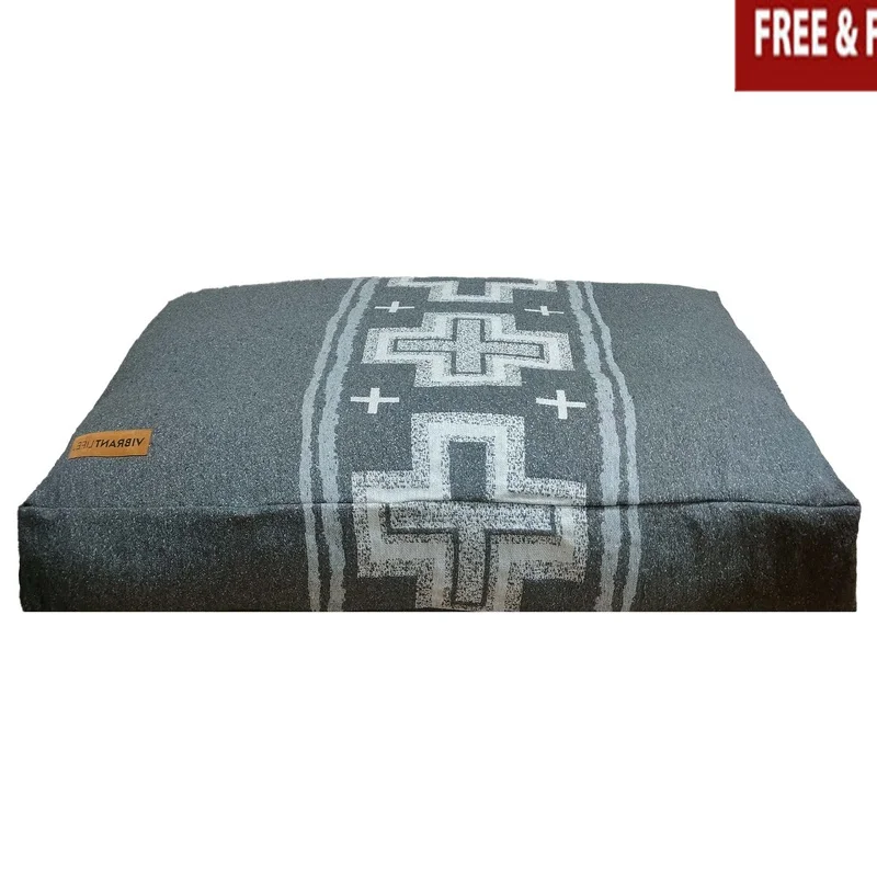 

Durable Rectangular Dog Bed Medium Size Jacquard Design Machine Washable Cover Comfortable Pet Mattress Indoor Use Eco-Friendly