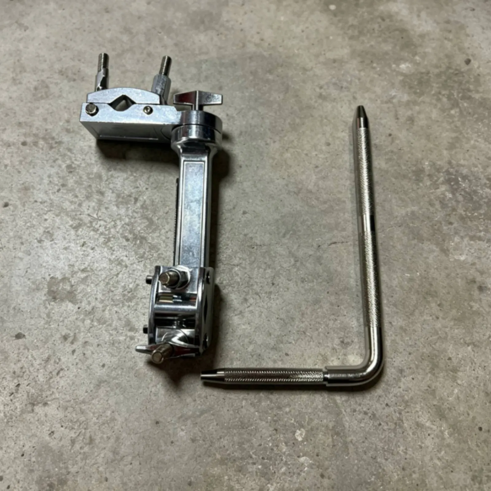 Drum Versatile Clamp Universal Fit Tom Holder Clamp Cymbal Rod Attachment Adjustable Percussion Mount Silver-Plated Plated