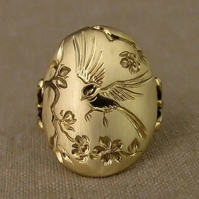 Hot selling fashion accessories in Europe and America, swallow flower seals, exquisitely carved women's rings